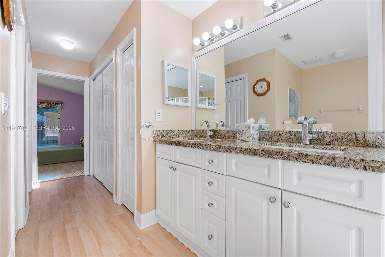 NEW ORLEANS LAKESITES - Residential