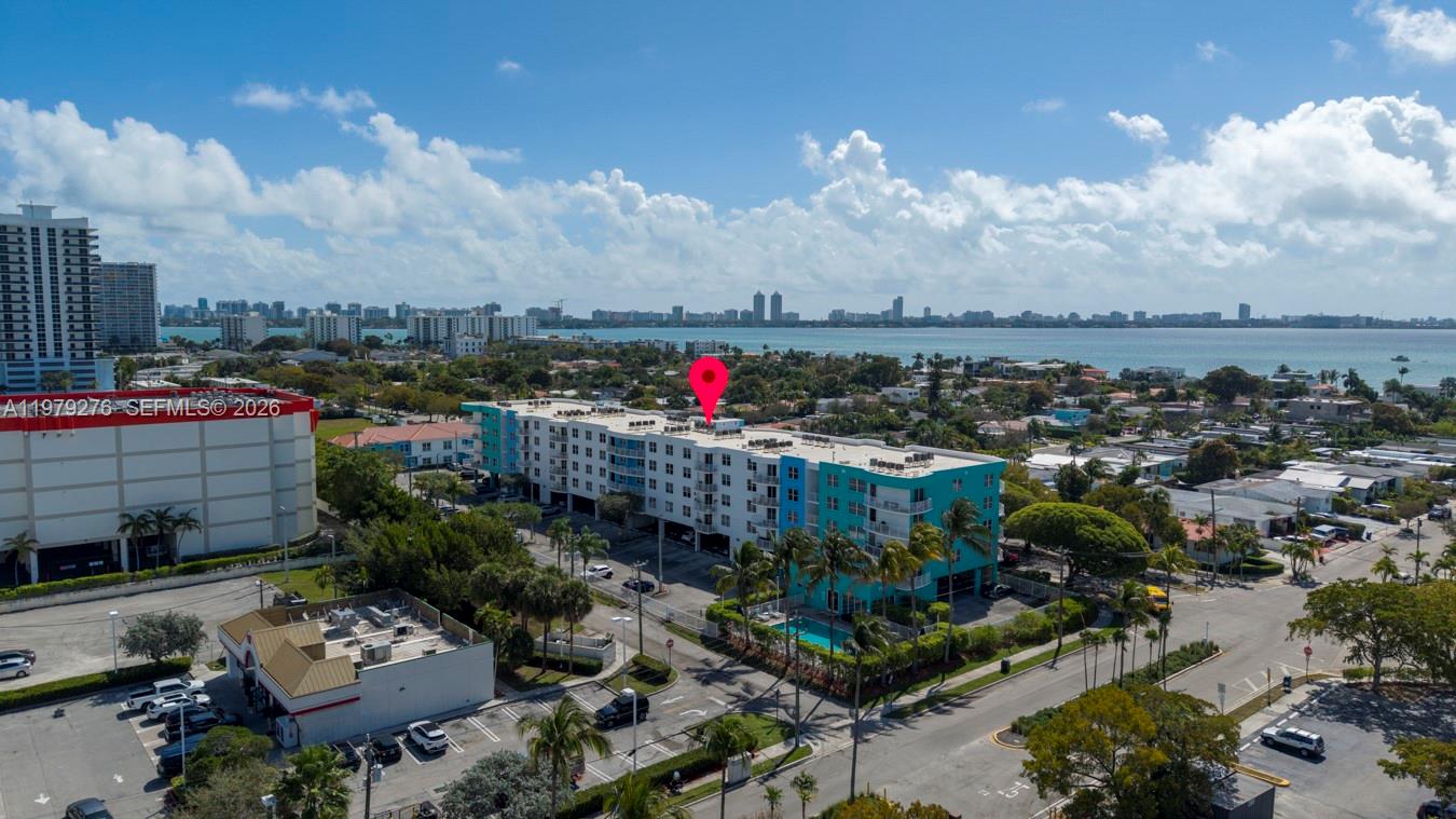 BREEZE CONDO - Residential