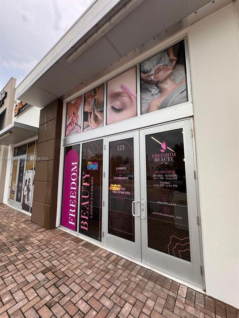 10890 NW 17th St 123 Sweetwater FL 33172