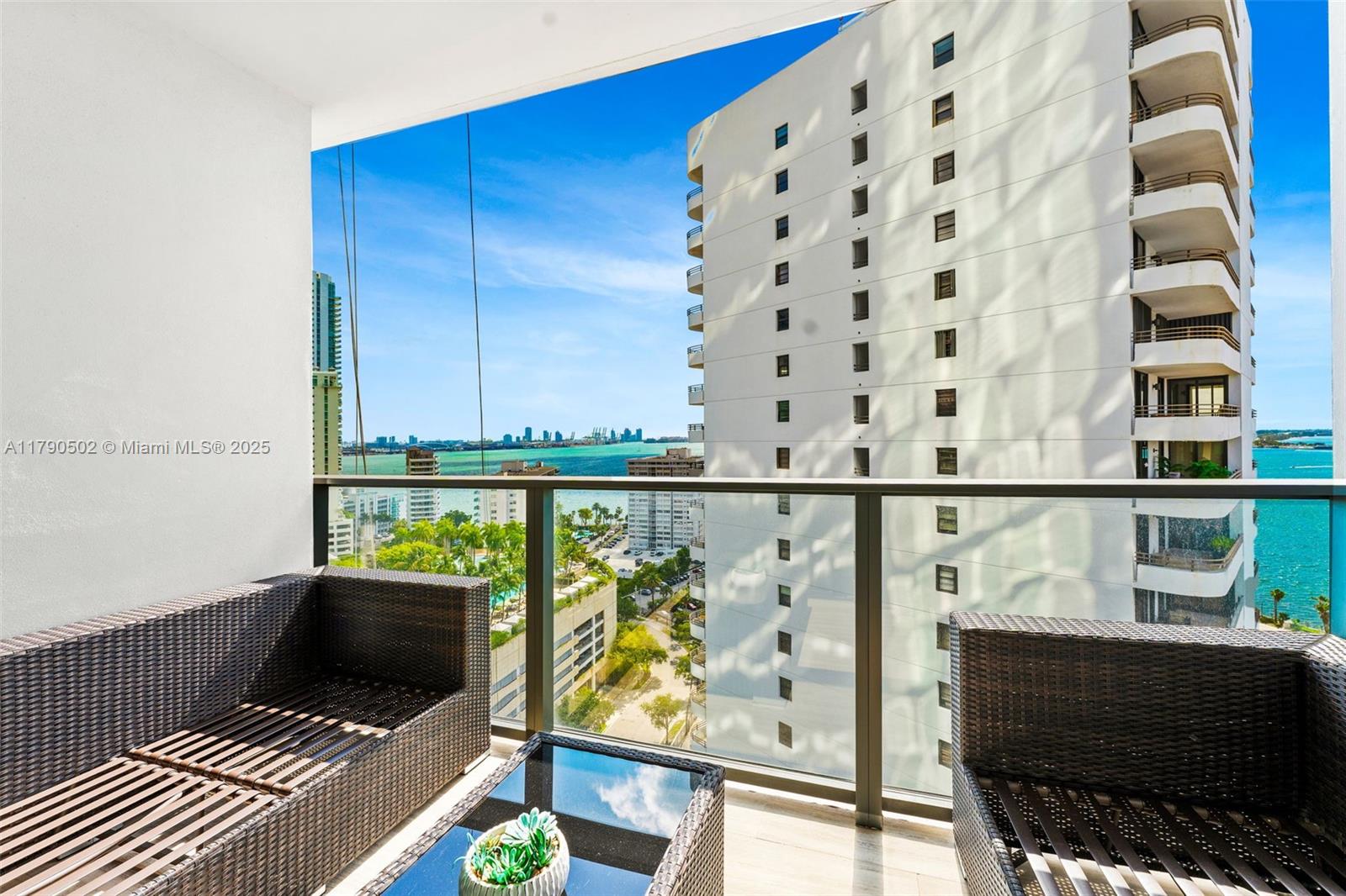 1451 Brickell Ave 1803