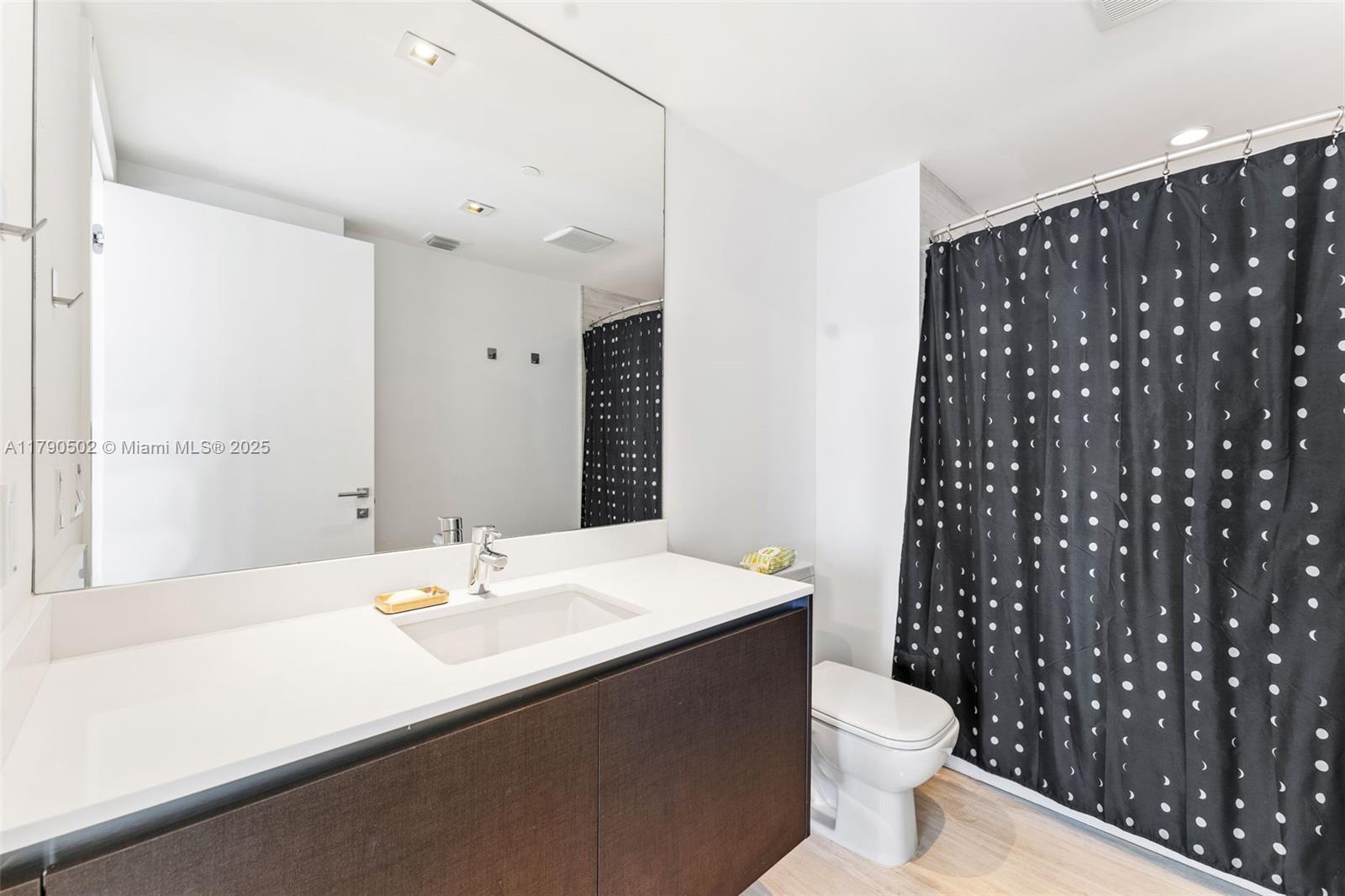 ECHO BRICKELL CONDO - Residential