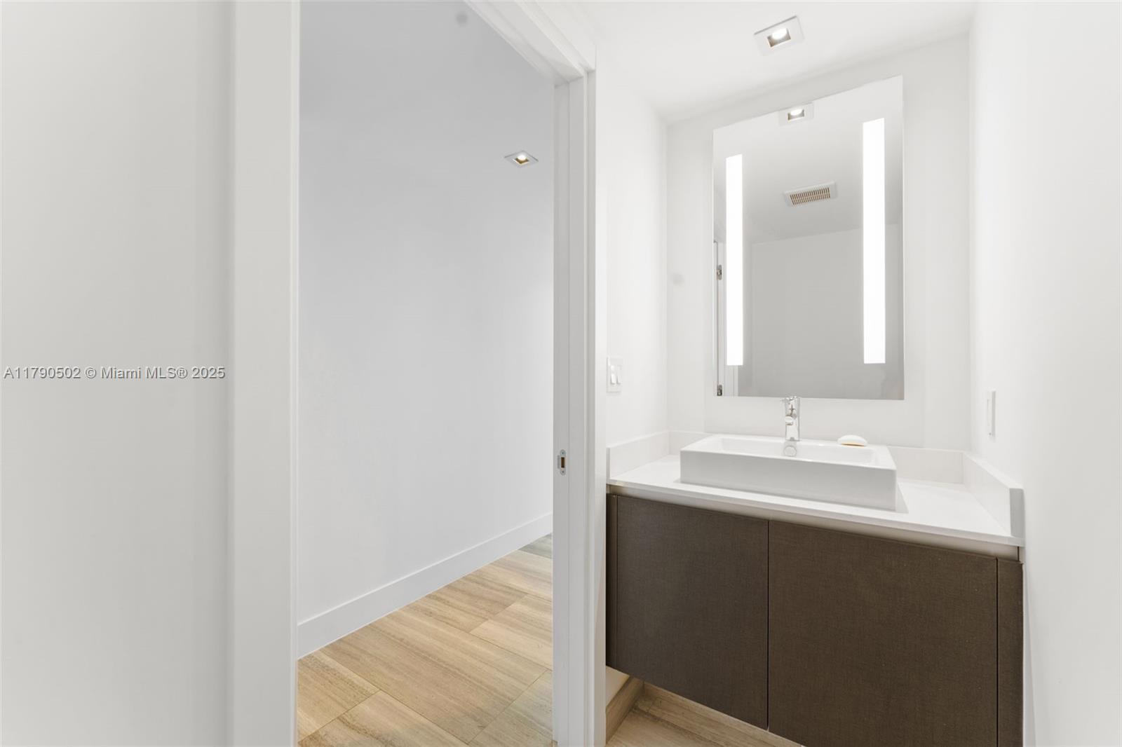 ECHO BRICKELL CONDO - Residential