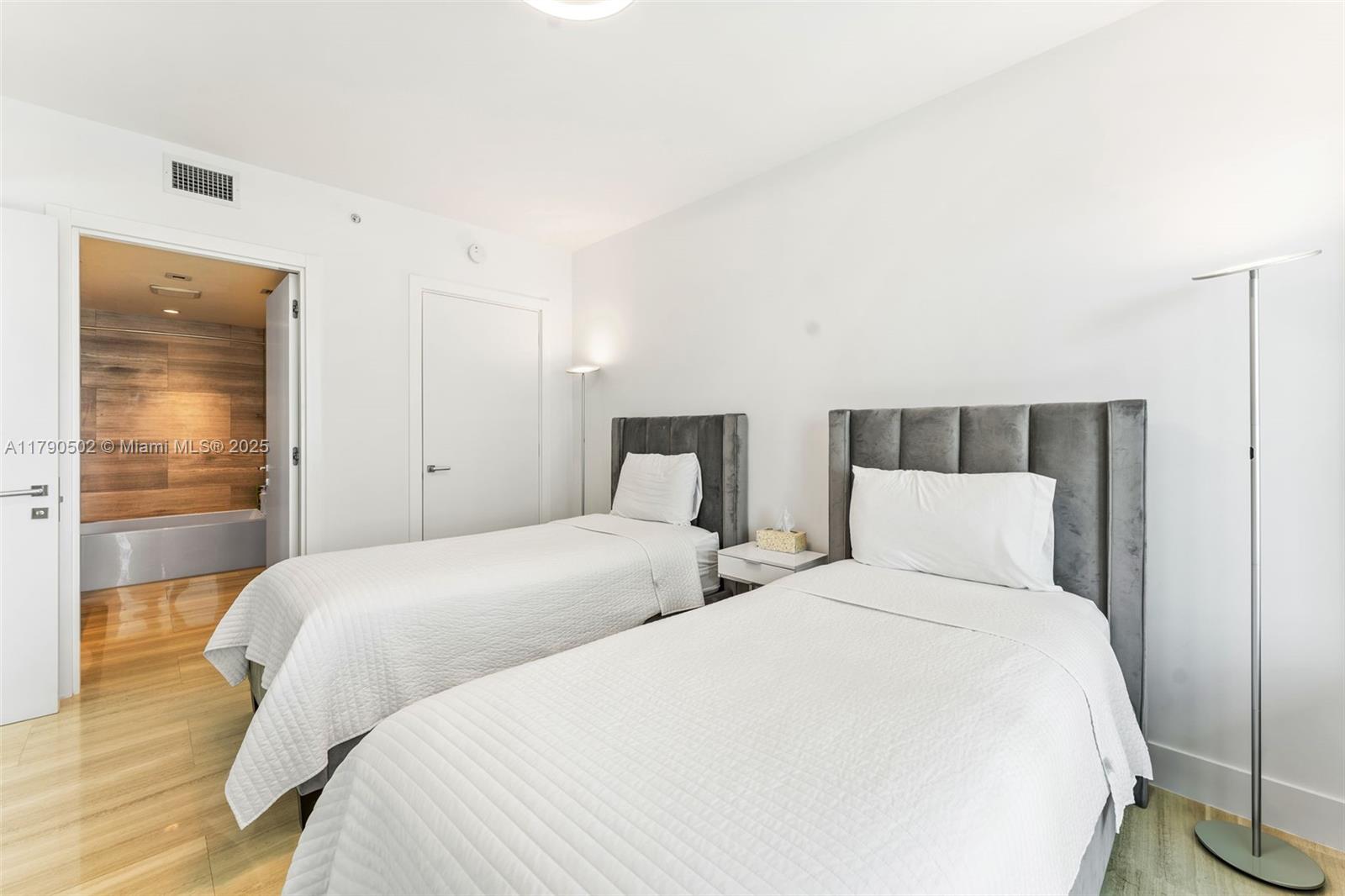 ECHO BRICKELL CONDO - Residential