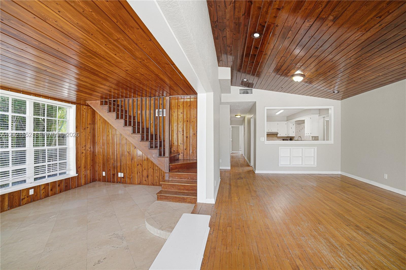 211 Dartmouth Dr