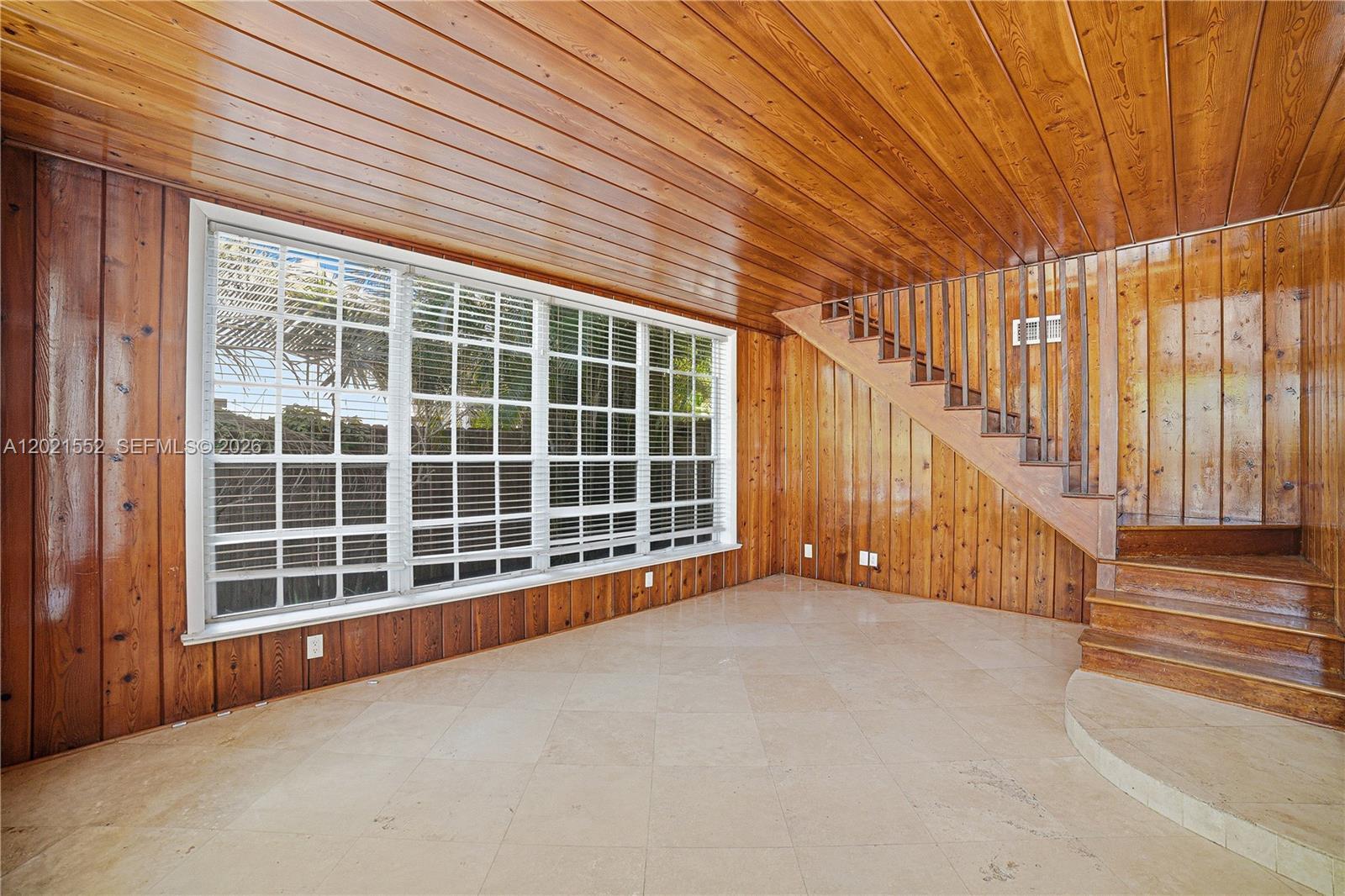 211 Dartmouth Dr
