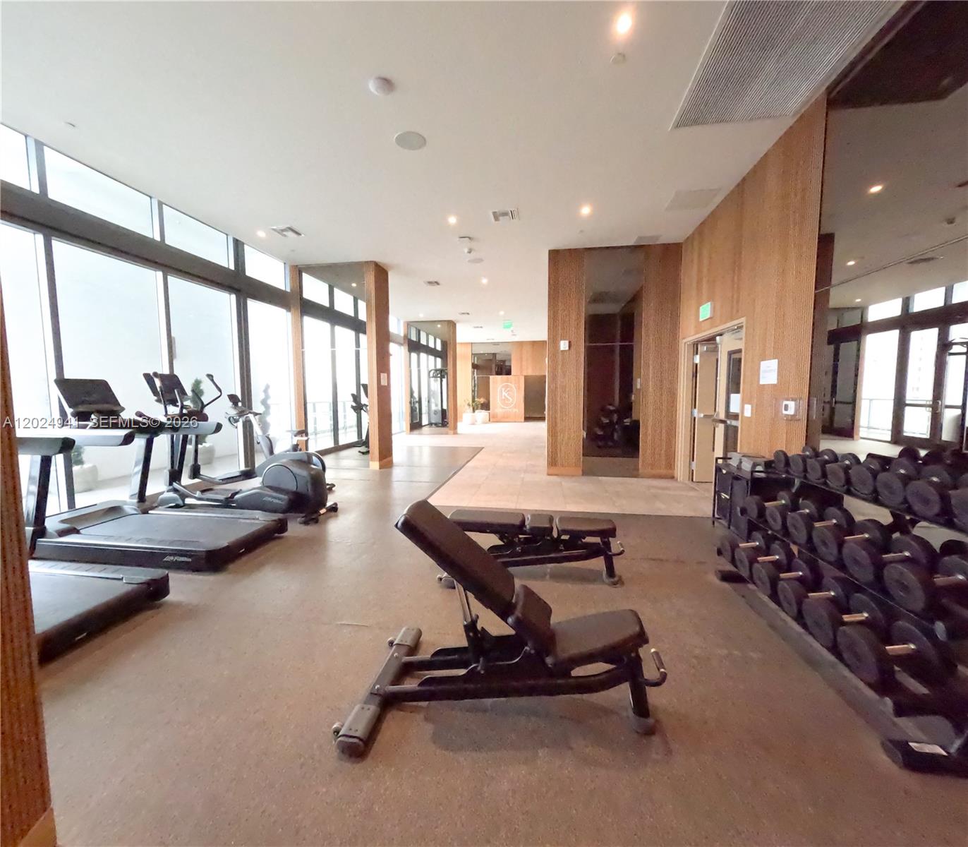 SMART BRICKELL LODGING 1 - Residential