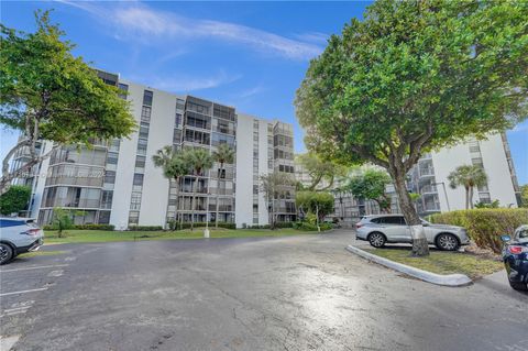 A home in Aventura