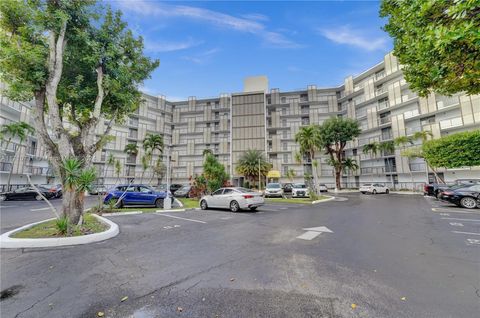 A home in Aventura