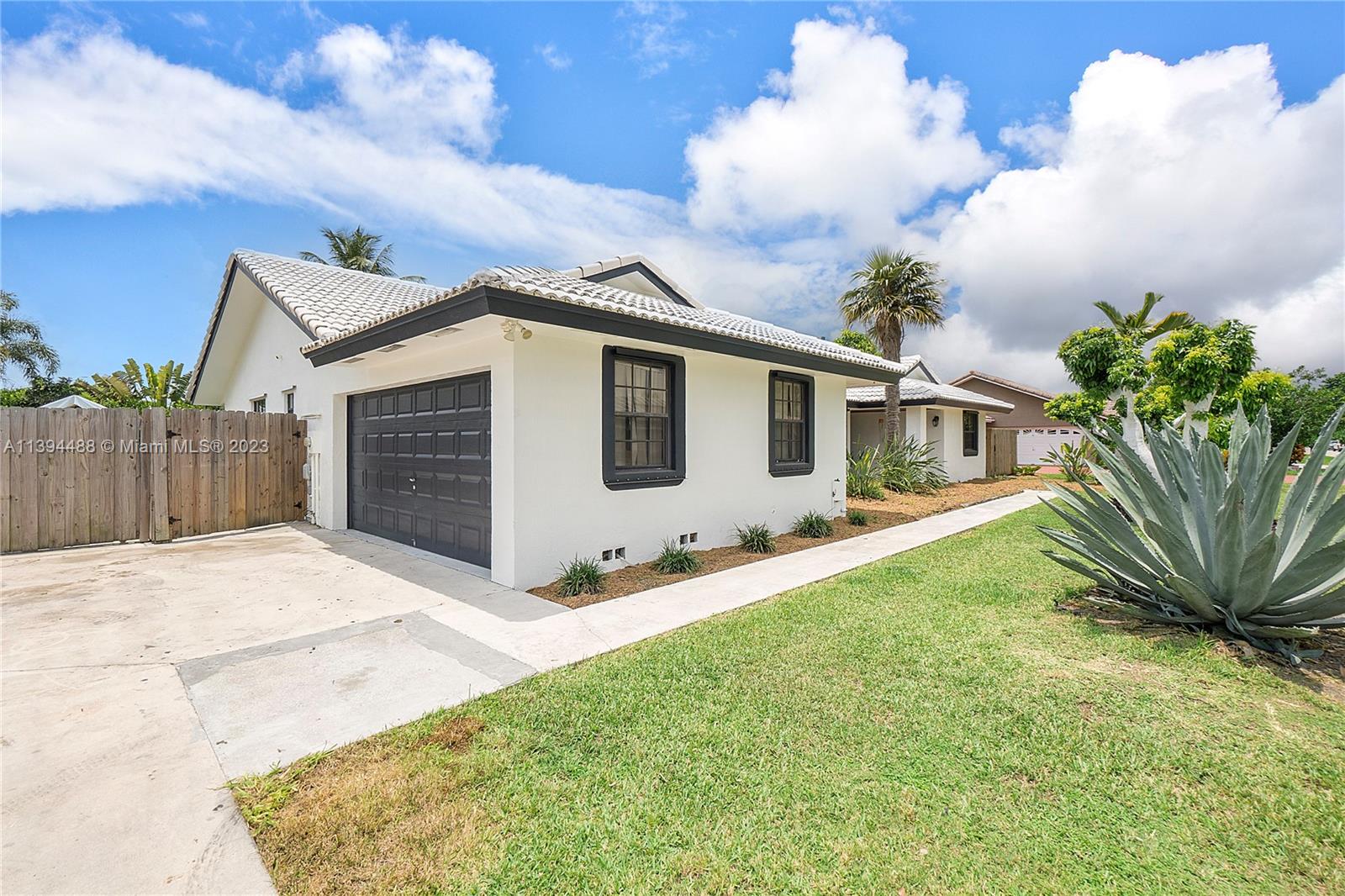 REDAVO ESTATES - Residential