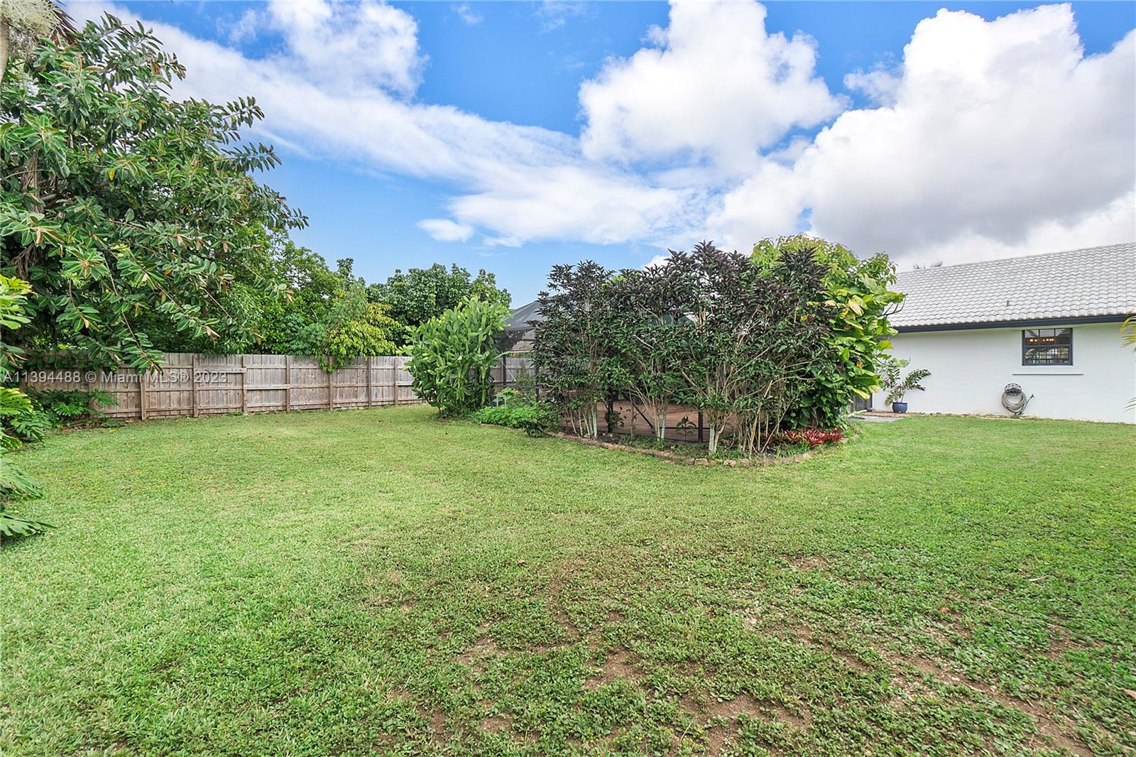 REDAVO ESTATES - Residential