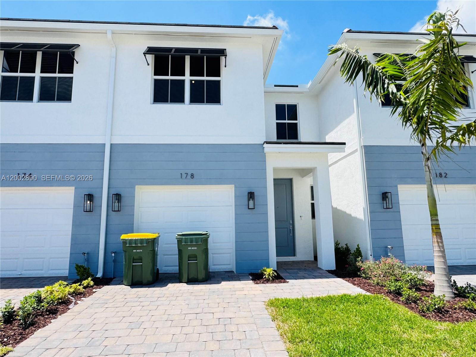 MIAMI LAND AND DEVELOPMEN - Residential Lease