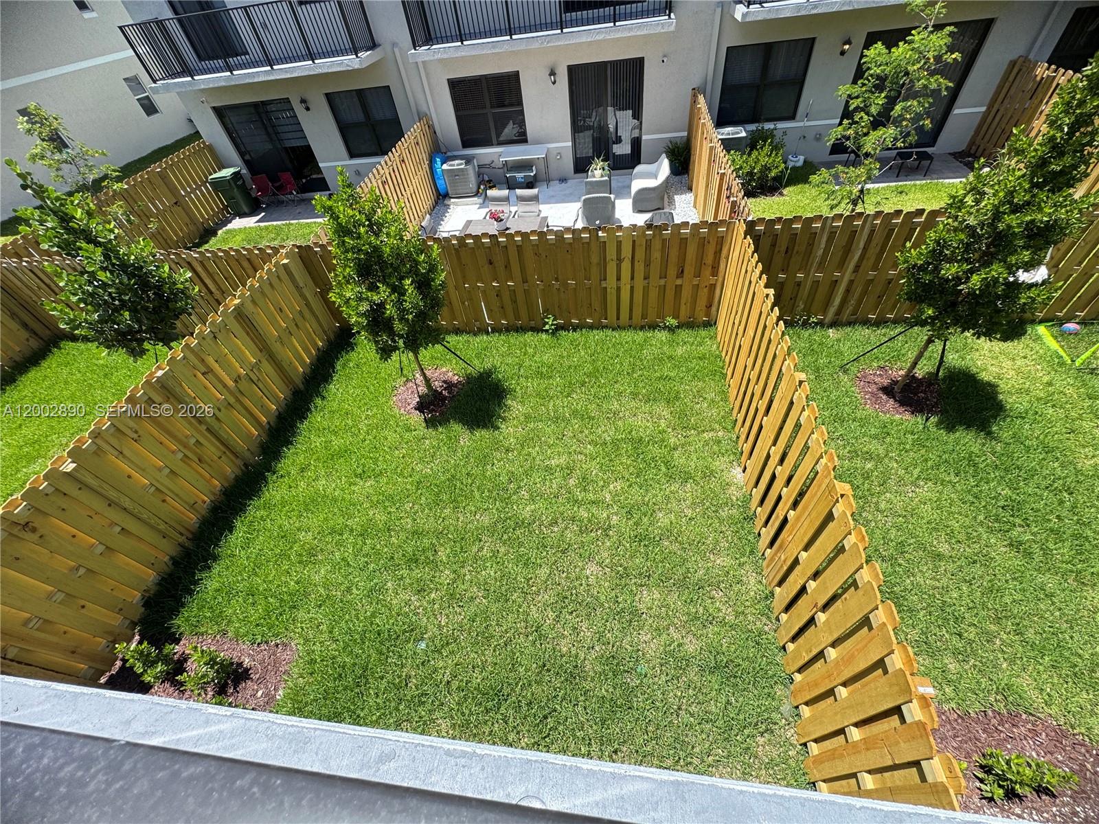 MIAMI LAND AND DEVELOPMEN - Residential Lease