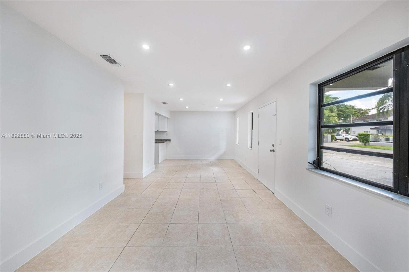 TWIN ROSE - Residential