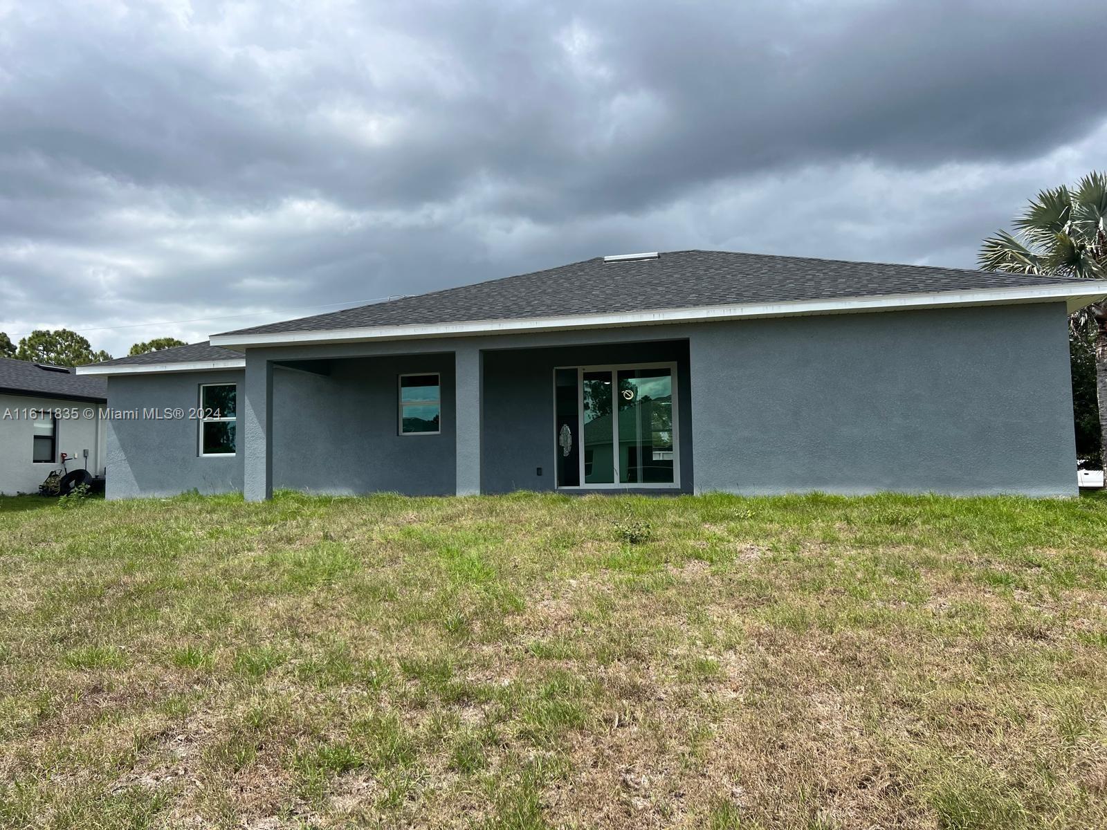 Photo 1 of 2923 19th St Sw St, Lehigh Acres, Florida, $395,000, Web #: 11611835