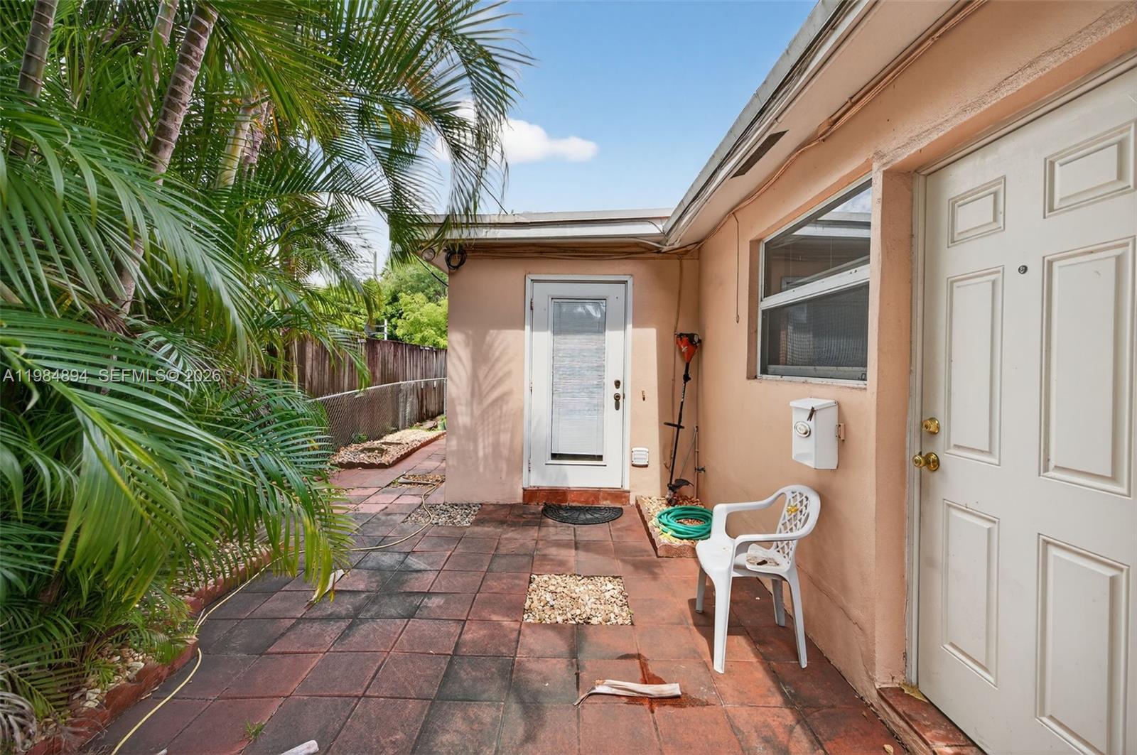 ISLAND VIEW - Residential Income