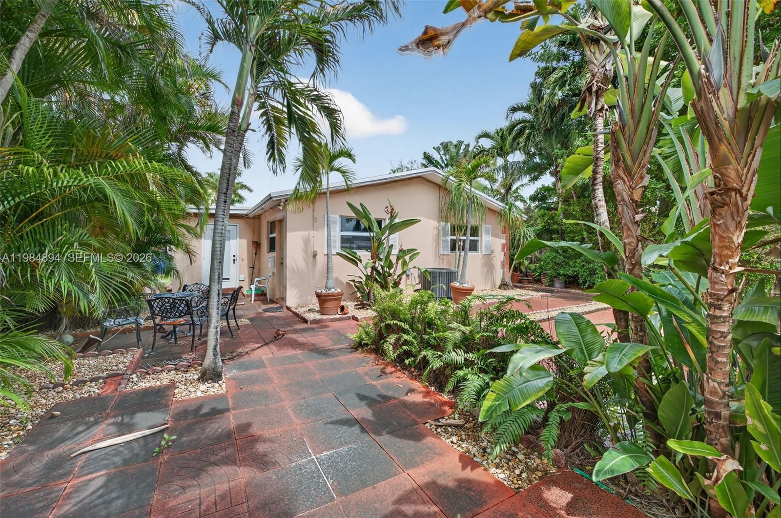 ISLAND VIEW - Residential Income