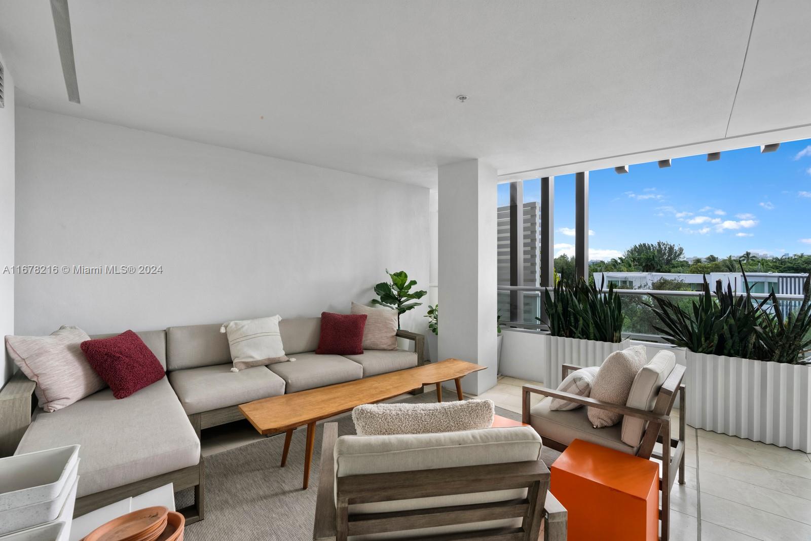 4701 NORTH MERIDIAN CONDO - Residential