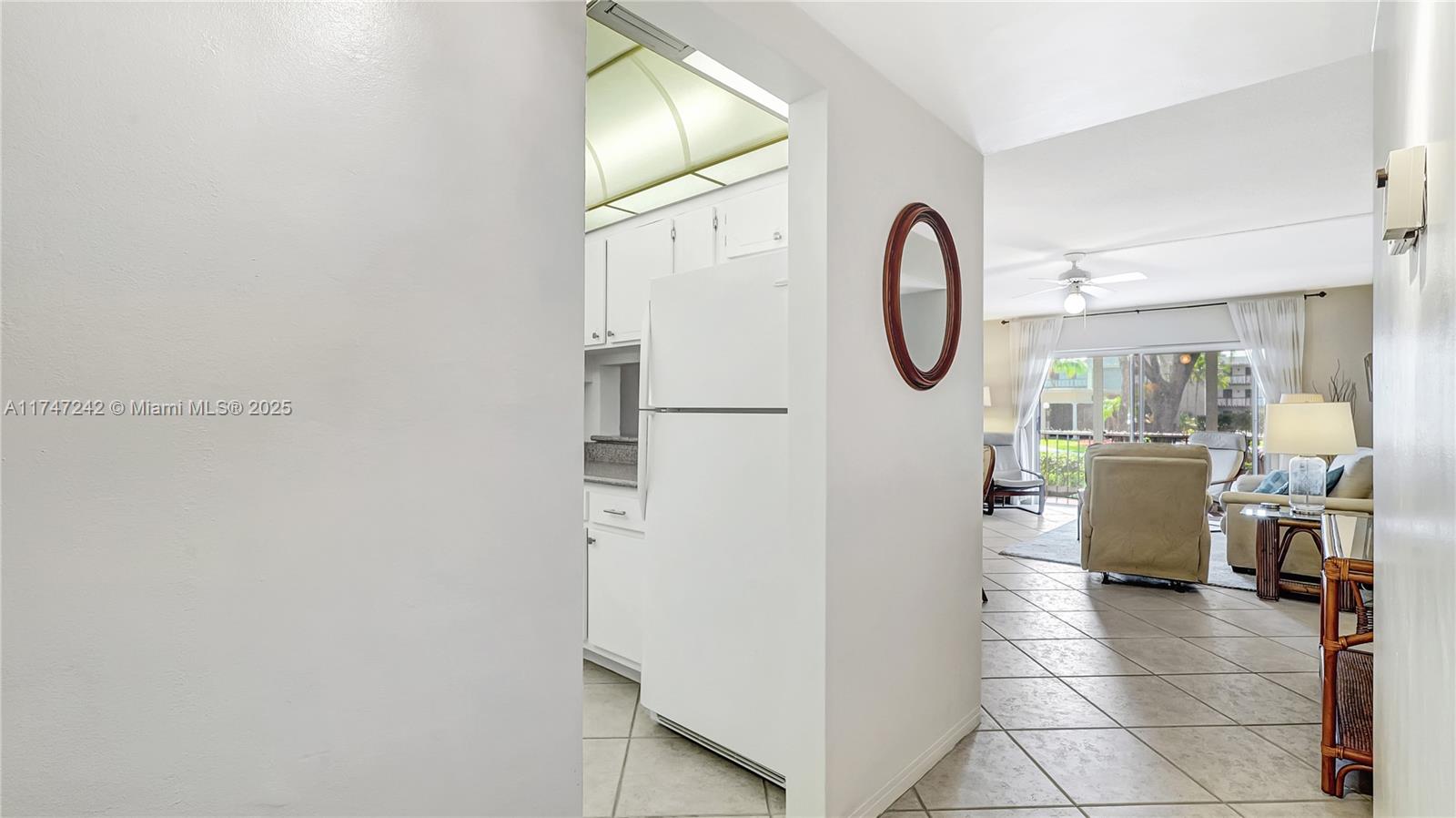 HILLCREST COUNTRY CLUB AP - Residential