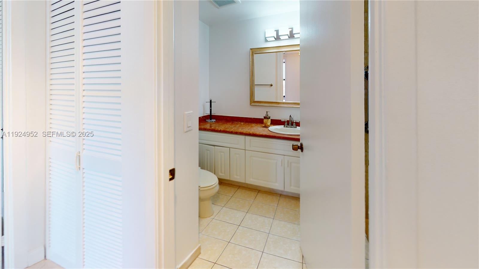 OLYMPUS CONDO - Residential