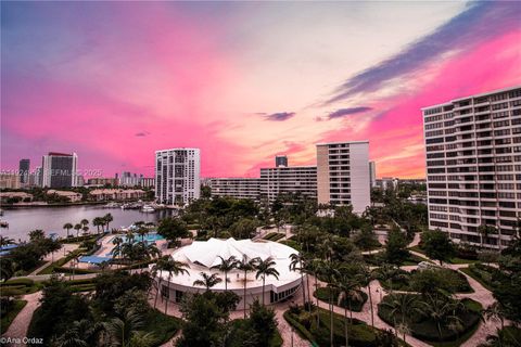 2500 PARKVIEW DR 1207 Hallandale Beach FL 33009