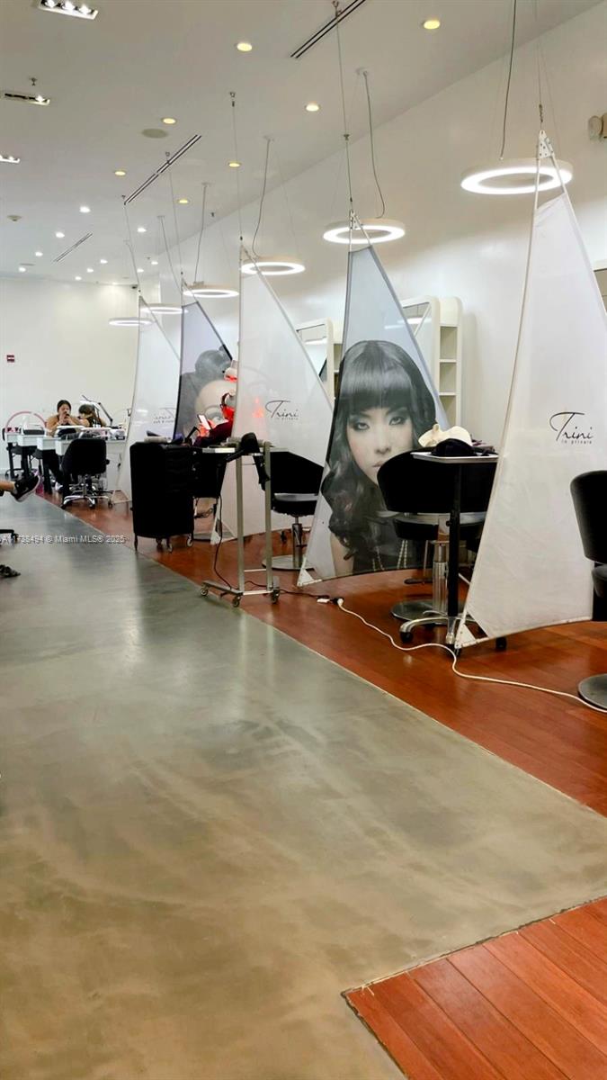 Excellent beauty salon and Spa, a well-known and long-established business, is now available for sale. Located in the heart of Brickell, this thriving salon and spa has been successfully operating for 14 years, generating over $1.2 million in annual sales with strong net profits and significant growth potential.
Licensed for beauty and spa services, the business is in a prime location with nine years remaining on the lease and a new 10-year contract in place at under $100/sqft—a rare opportunity in Brickell’s high-demand market.
With a growing local population of over 100,000, this salon is positioned for continued success. It also presents an excellent investment opportunity, particularly for international buyers seeking a profitable business that qualifies for a VISA.