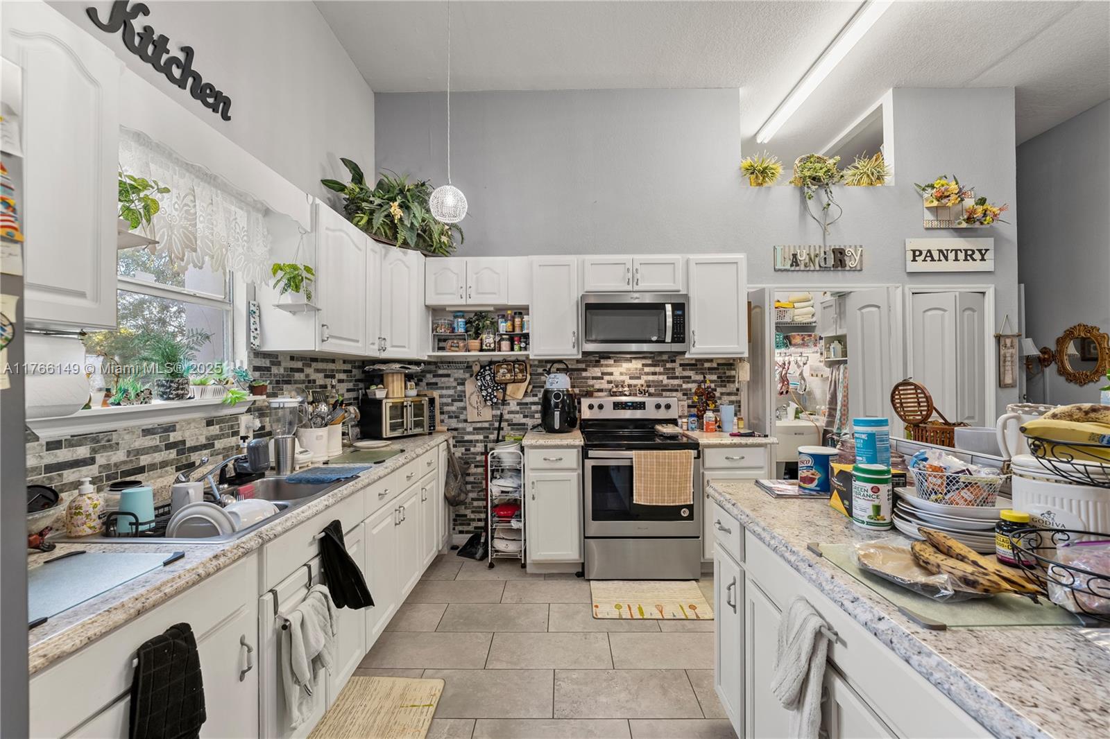 PLEASANT HILL TRAILS UNIT - Residential