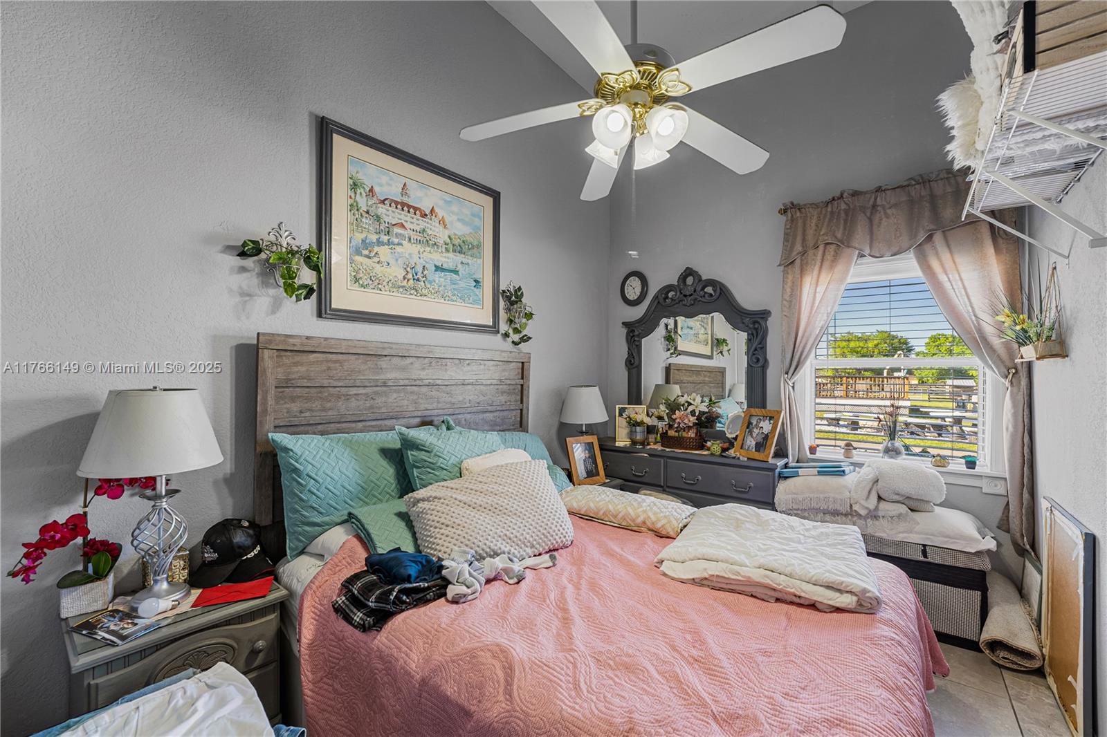 PLEASANT HILL TRAILS UNIT - Residential