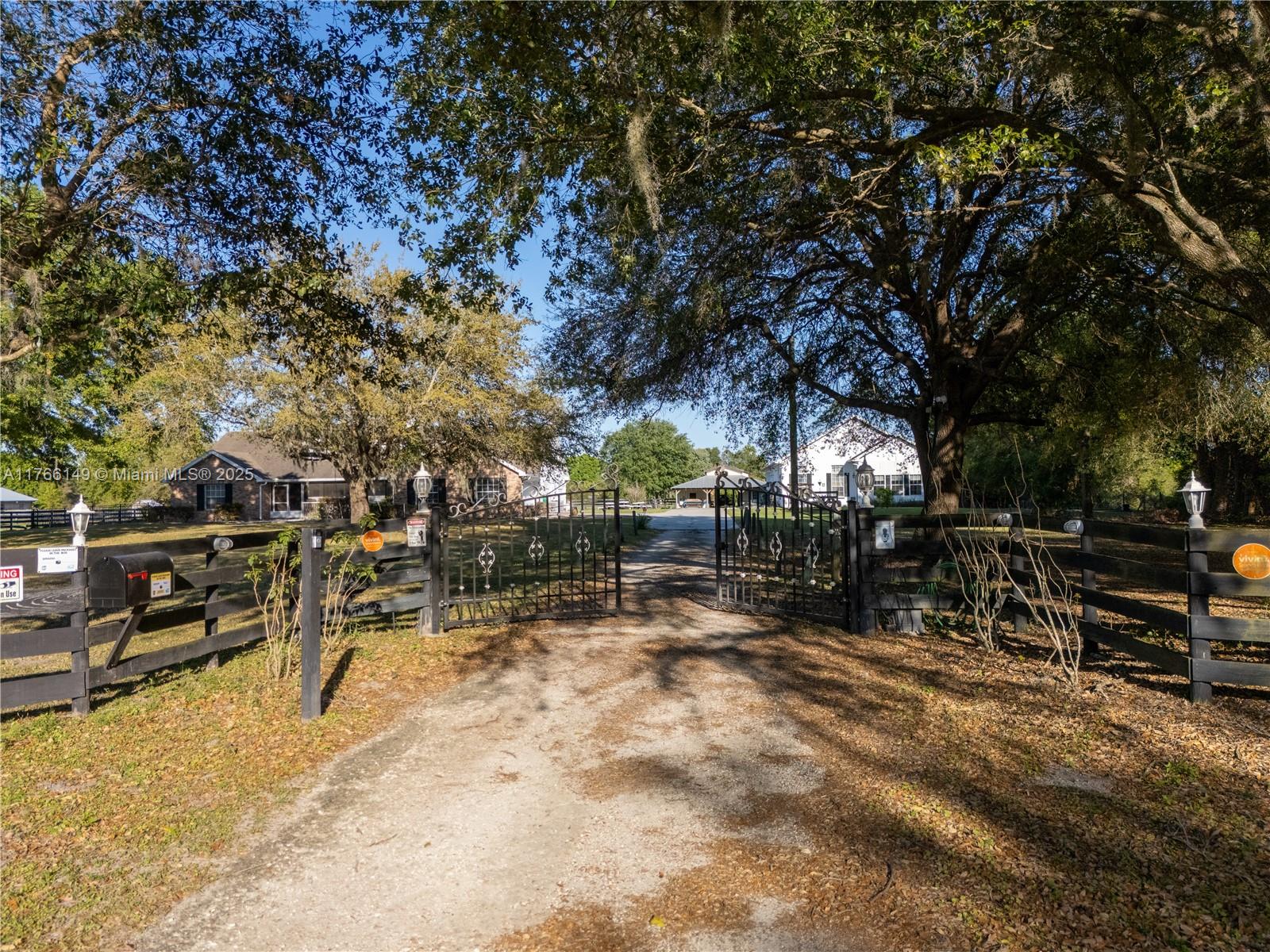 PLEASANT HILL TRAILS UNIT - Residential