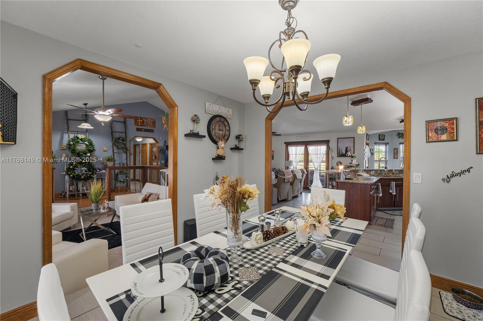 PLEASANT HILL TRAILS UNIT - Residential