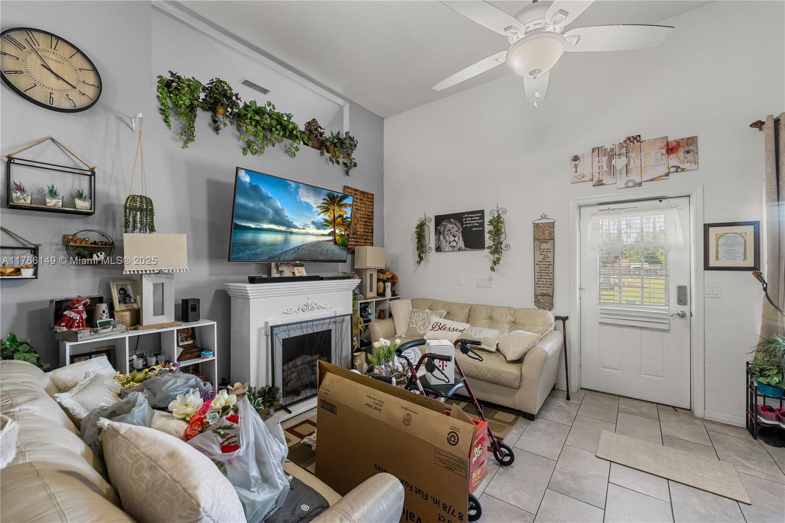 PLEASANT HILL TRAILS UNIT - Residential