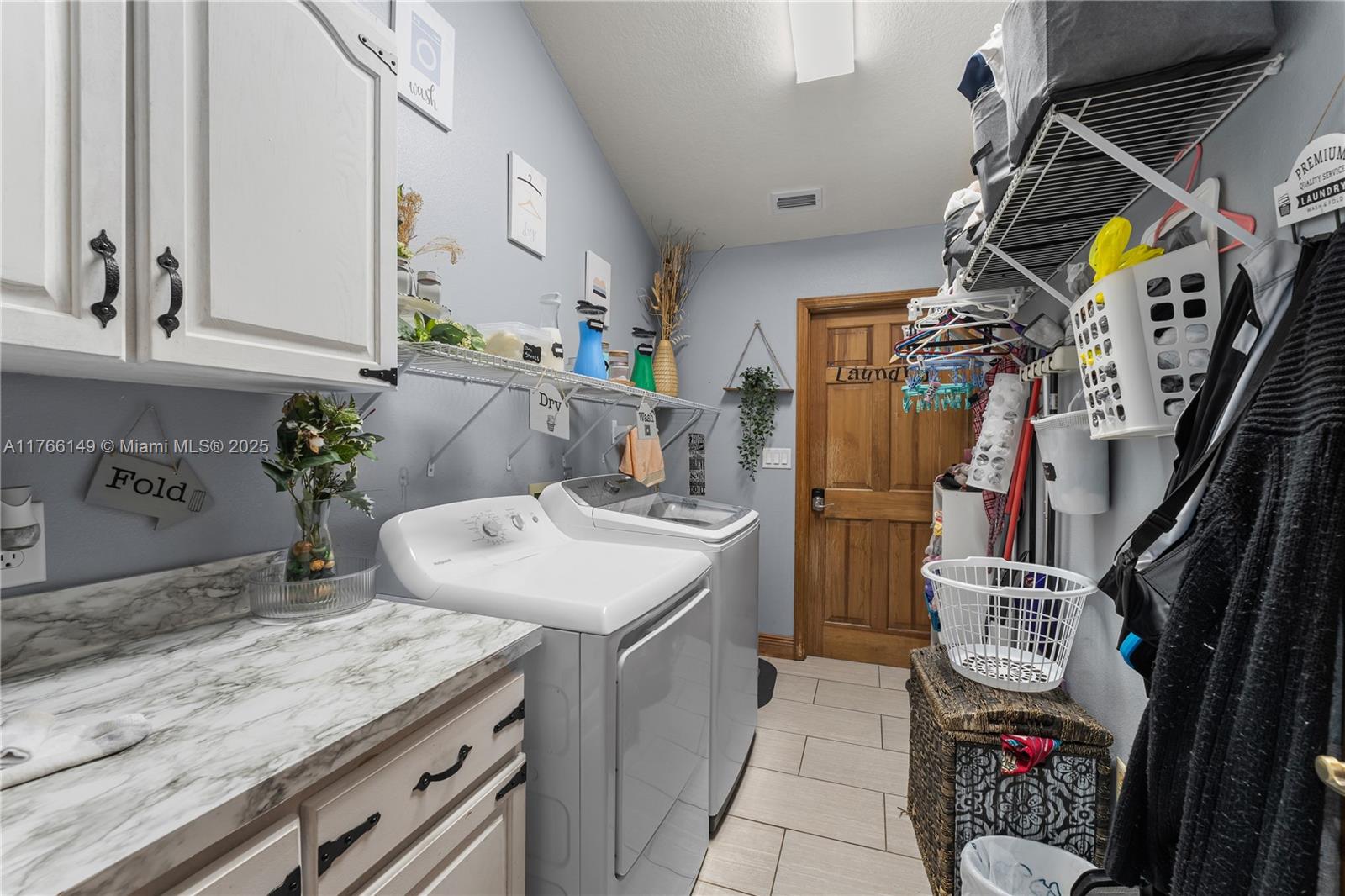 PLEASANT HILL TRAILS UNIT - Residential