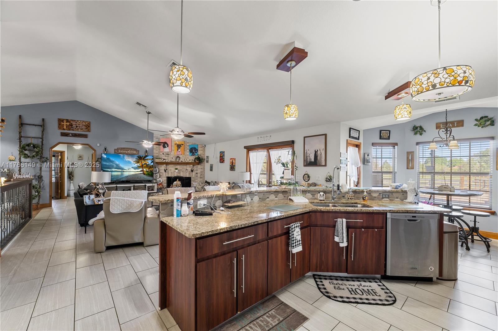 PLEASANT HILL TRAILS UNIT - Residential