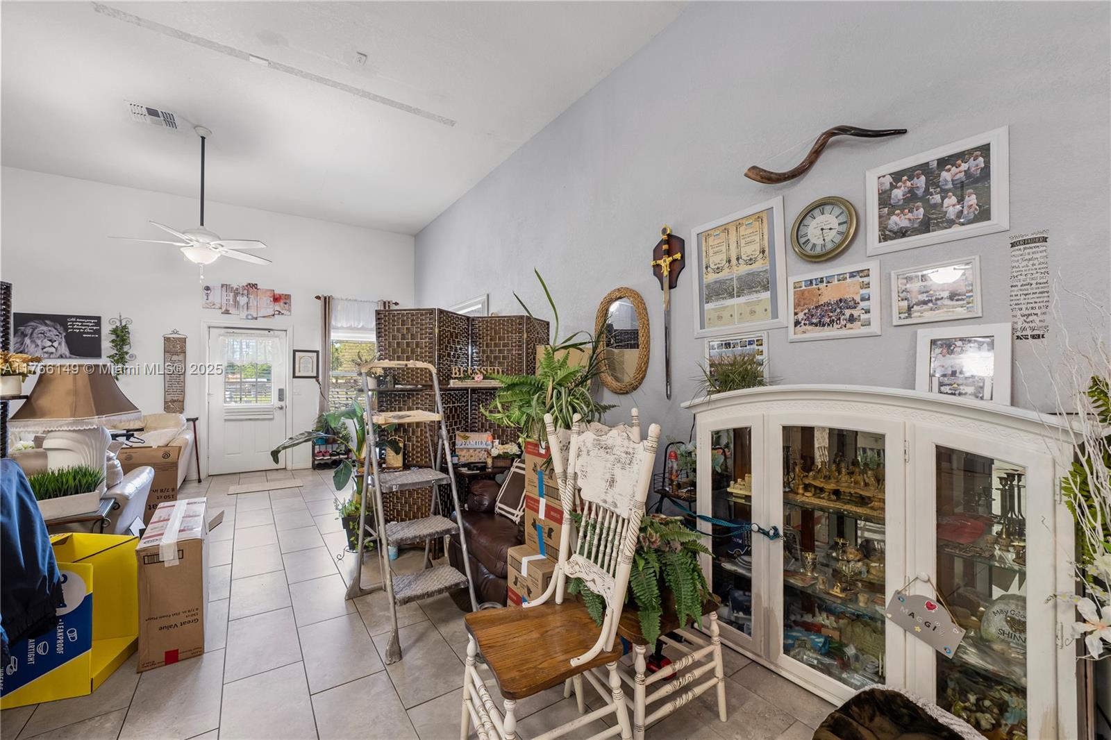 PLEASANT HILL TRAILS UNIT - Residential