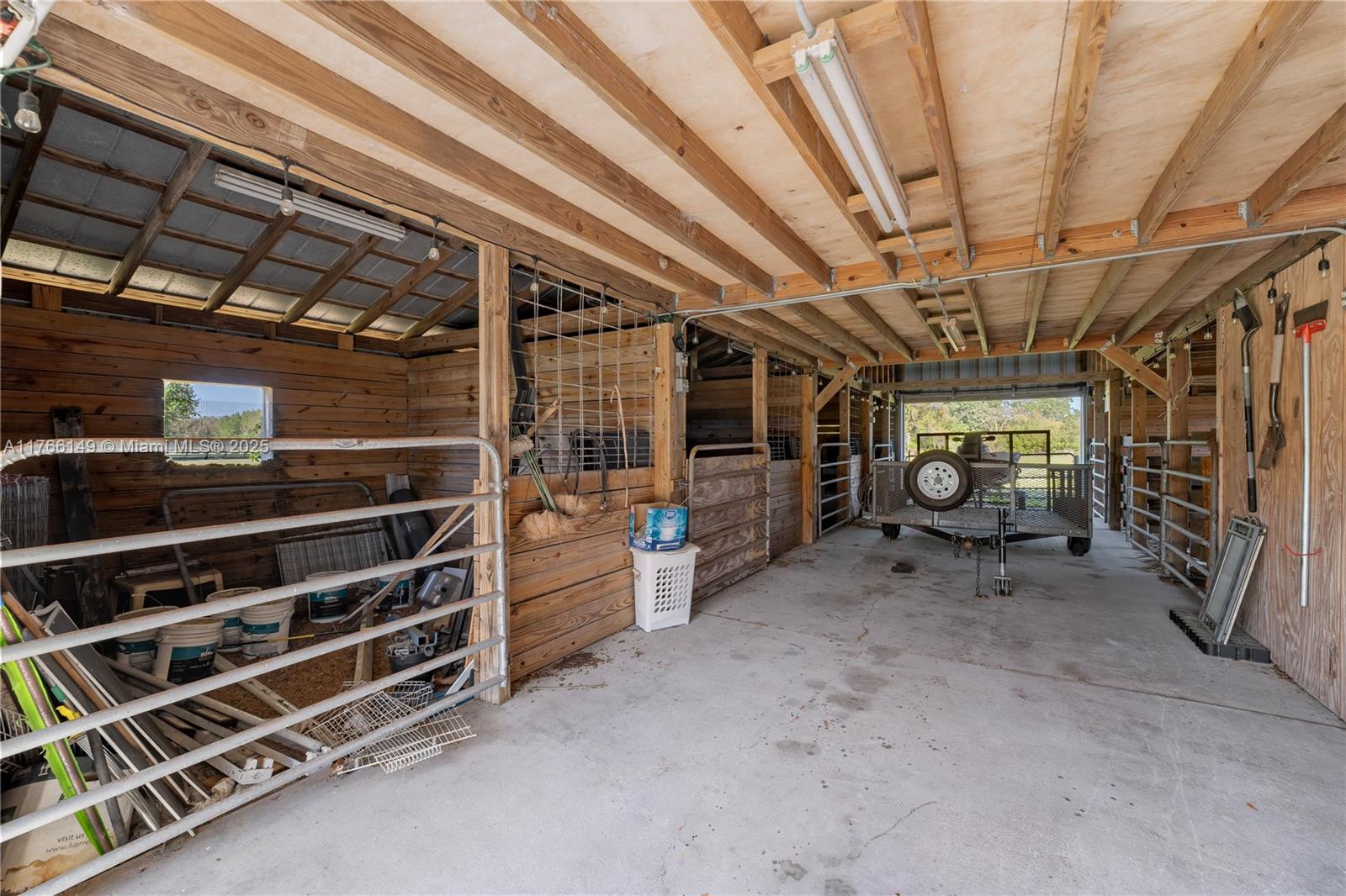 PLEASANT HILL TRAILS UNIT - Residential