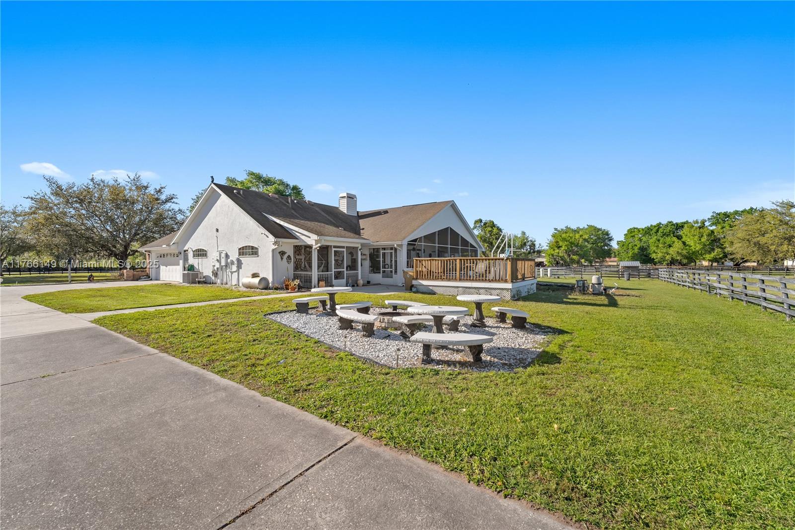 PLEASANT HILL TRAILS UNIT - Residential