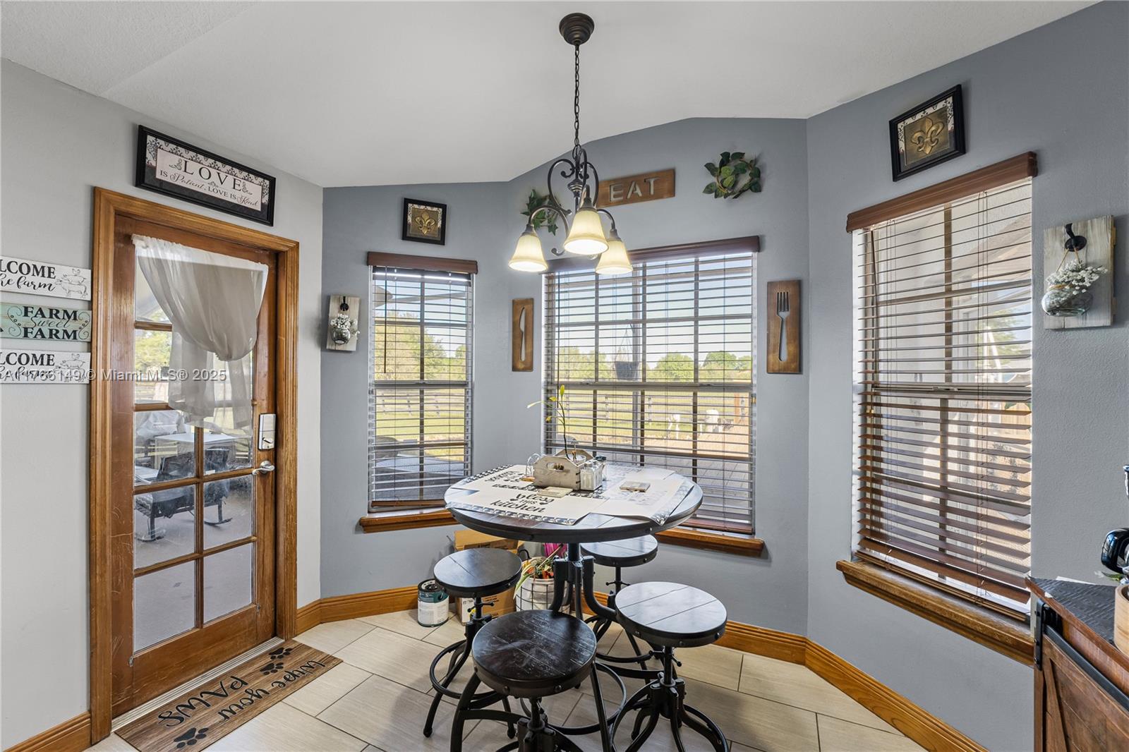 PLEASANT HILL TRAILS UNIT - Residential