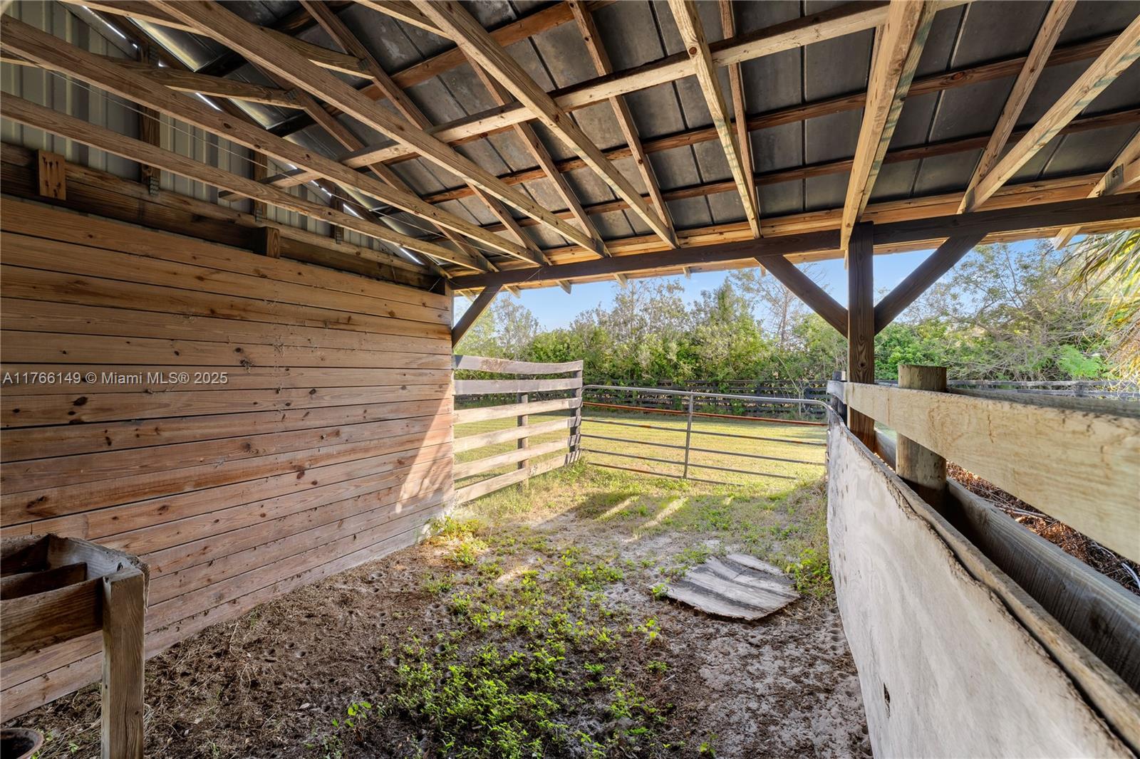 PLEASANT HILL TRAILS UNIT - Residential