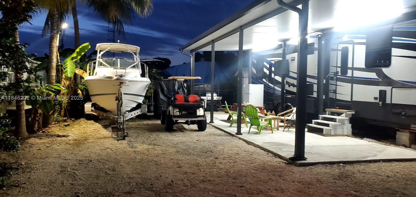 One of the largest and most private lots in Calusa Campground. Boaters Paradise!! Corner lot on cul-de-sac. Extra Wide and Extra long size. Community Pool, Boat Ramp, Overnight Docking available for Owners, Security ,Gated Community. Playground, Laundry on site. Daily rentals Allowed. Very good opportunity for AIRBNB business.
