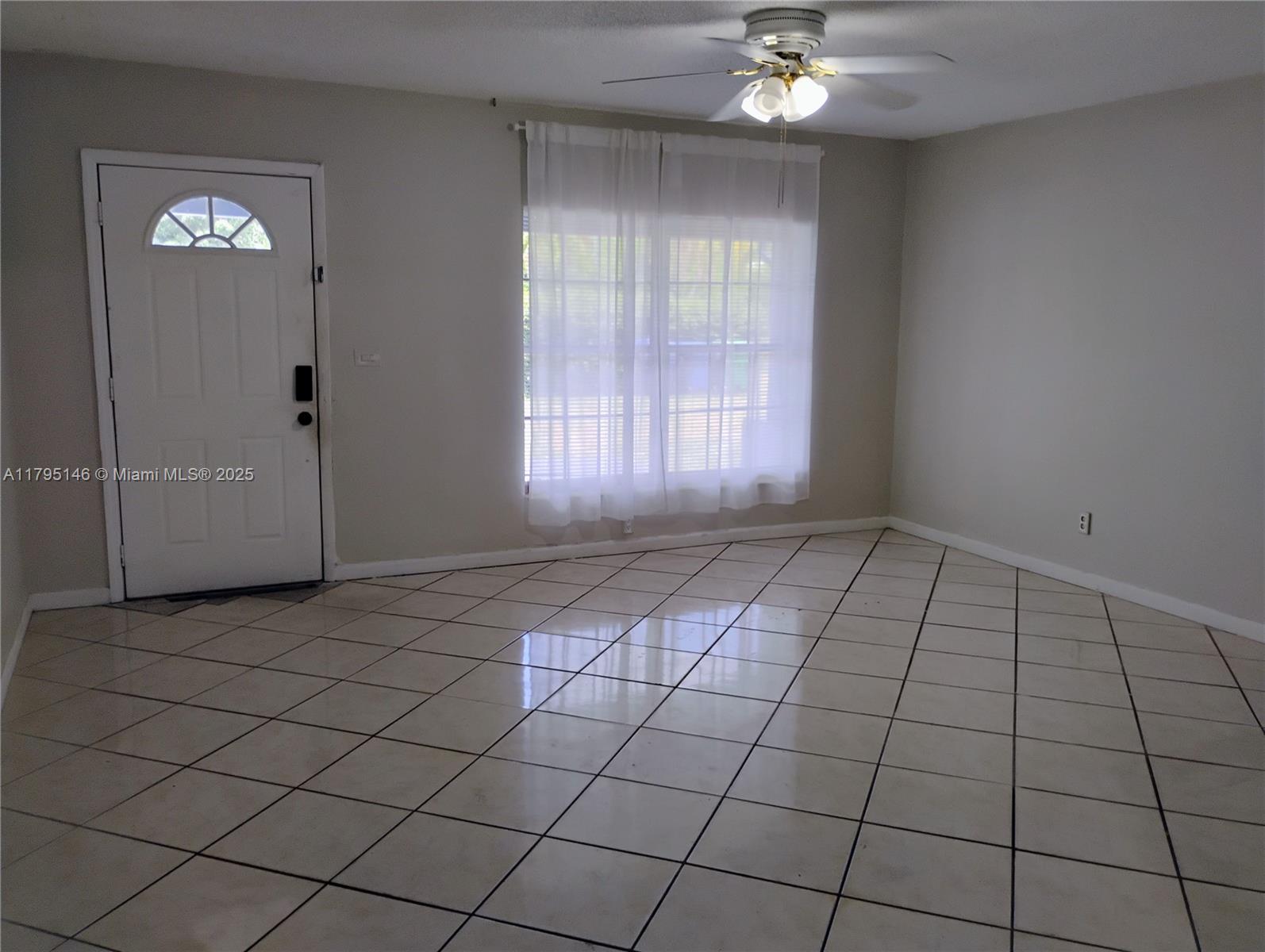 252 S Biscayne River Dr