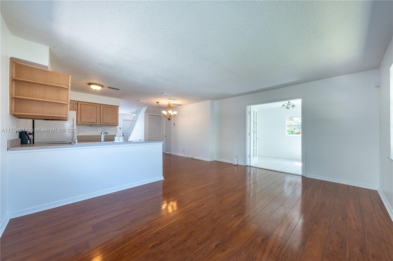 CHERRY HOLLOW 2ND SEC - Residential