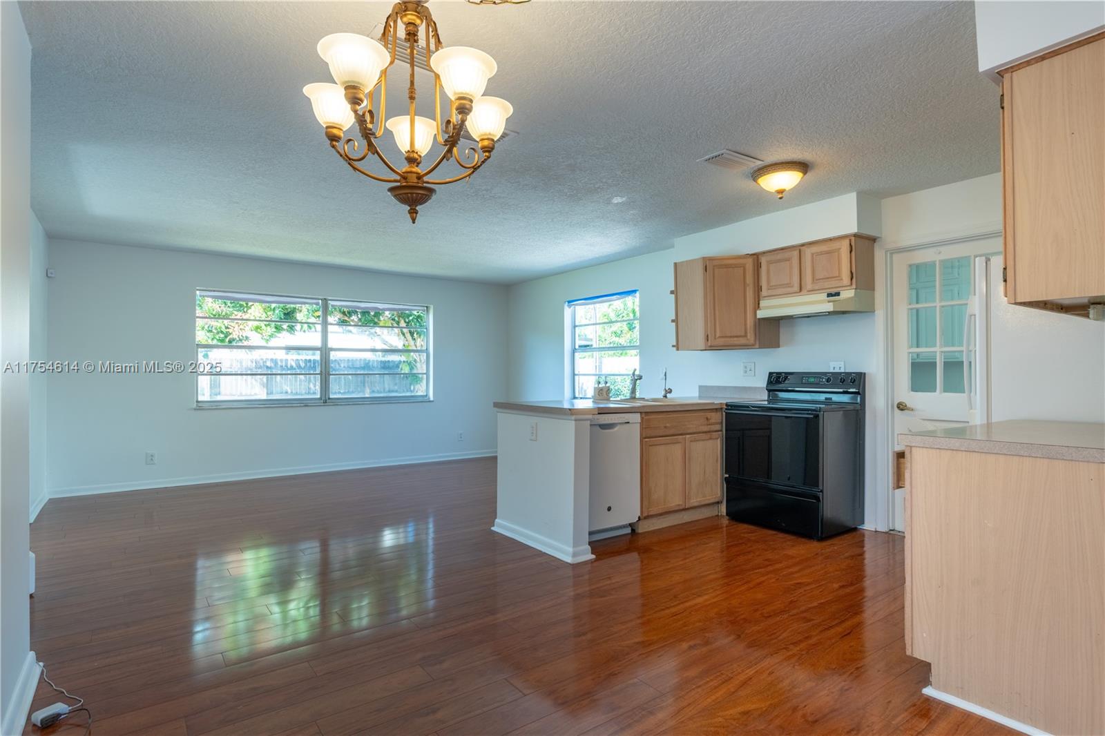 CHERRY HOLLOW 2ND SEC - Residential