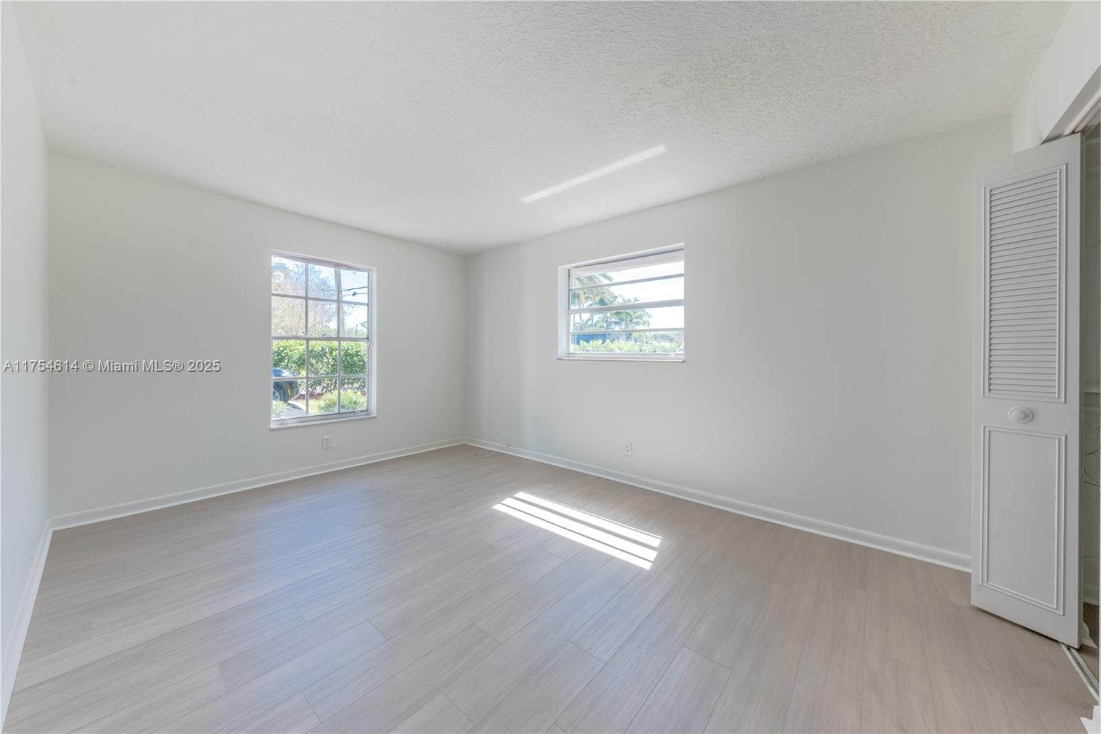 CHERRY HOLLOW 2ND SEC - Residential