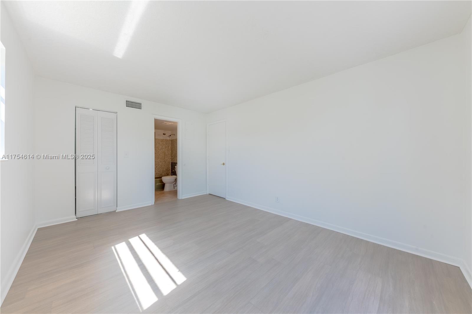 CHERRY HOLLOW 2ND SEC - Residential