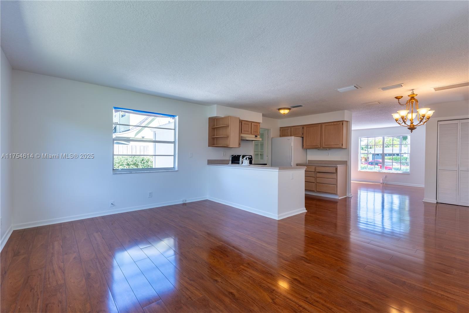 CHERRY HOLLOW 2ND SEC - Residential