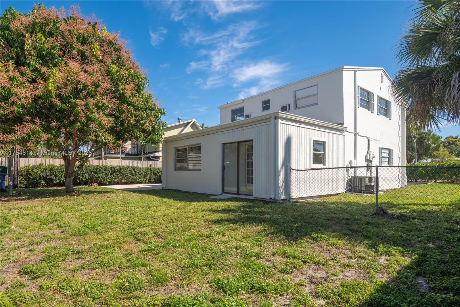 CHERRY HOLLOW 2ND SEC - Residential