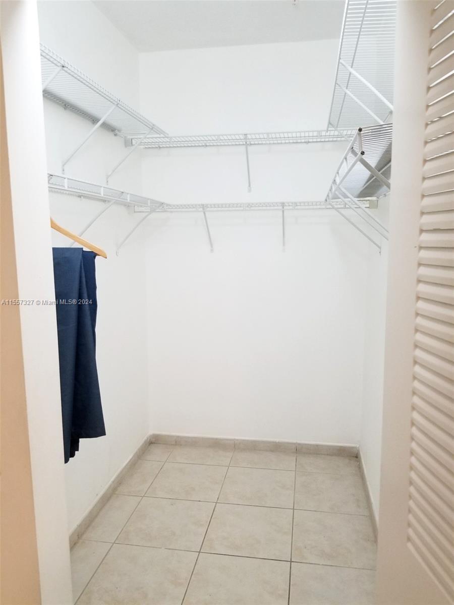 PALM GARDENS AT DORAL CON - Residential Lease