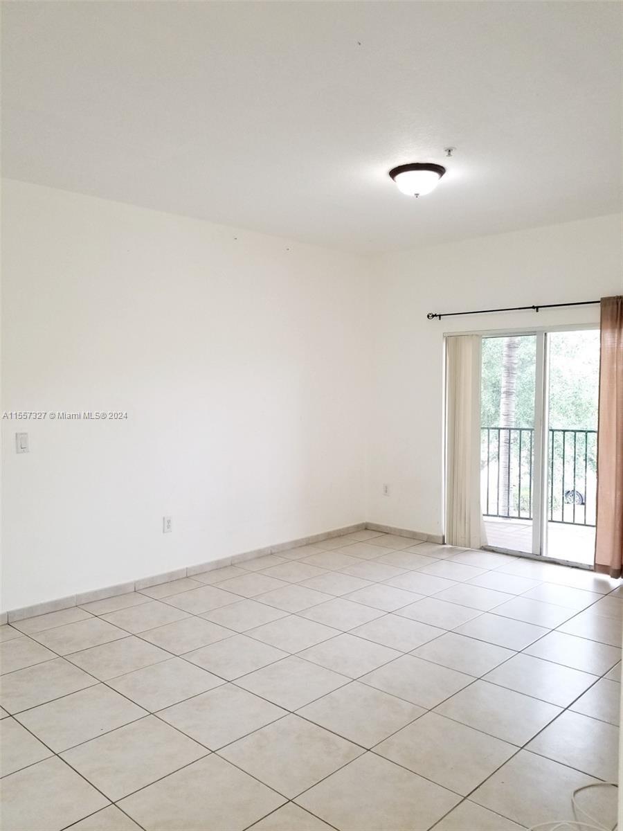 PALM GARDENS AT DORAL CON - Residential Lease