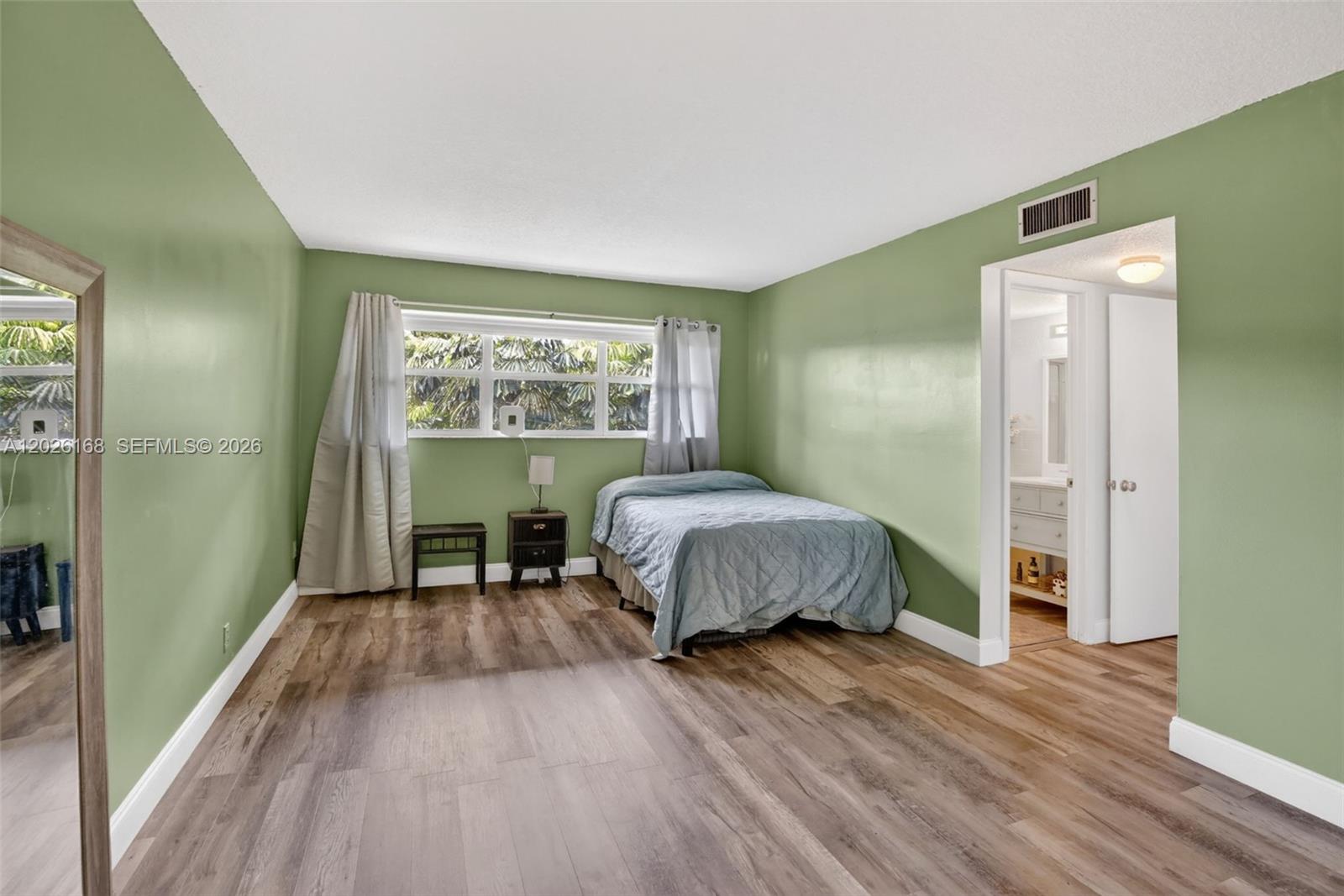 NOVA GARDENS CONDO - Residential