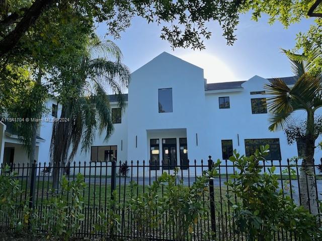 5455 SW 60 CT