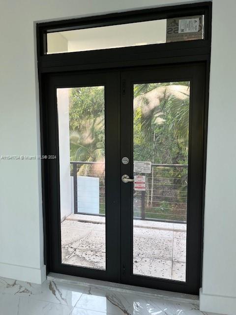 OAK MANOR - Residential